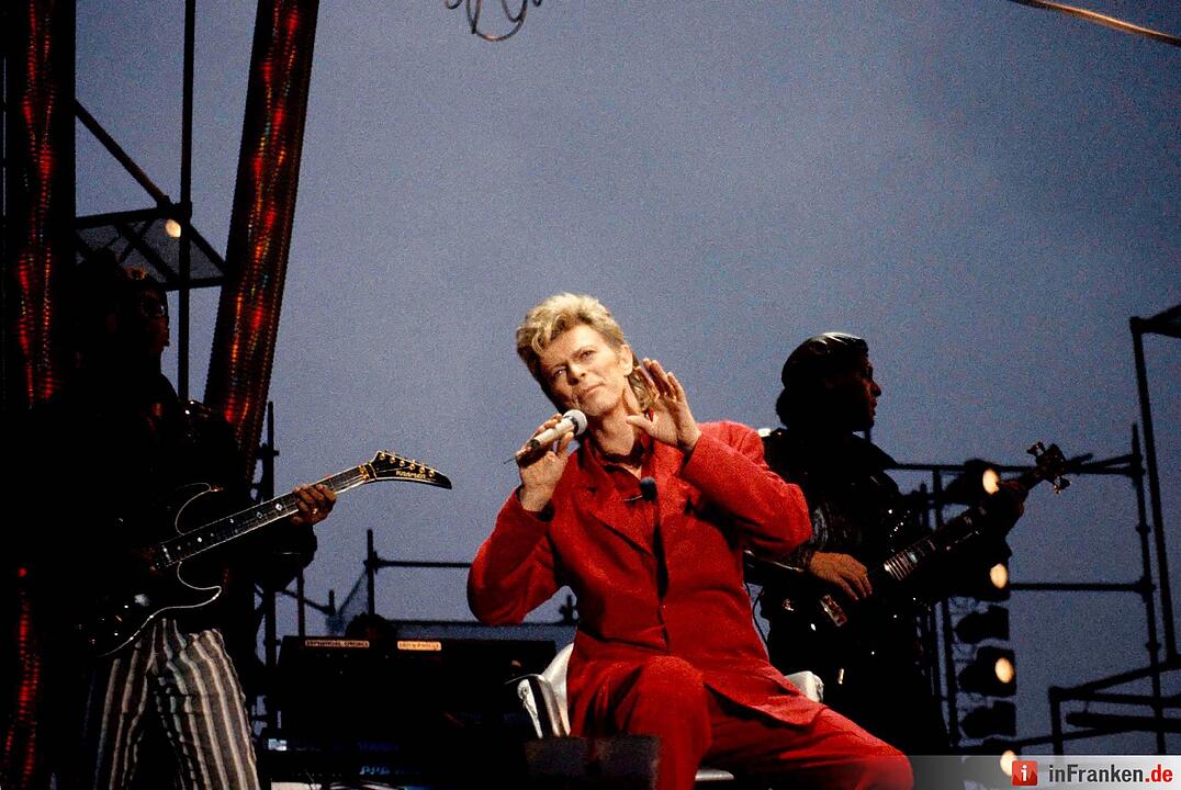 David Bowie 1987 bei einem Konzert in Hamburg. Foto: epd