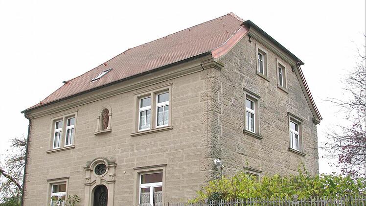 Am Sonntagnachmittag können sich Interessierte ab 15 Uhr selbst ein Bild davon machen, was viele Freiwillige in den letzten Wochen und Monaten beim Steinbacher Jugendhaus geschafft haben. Foto: Ralf Naumann