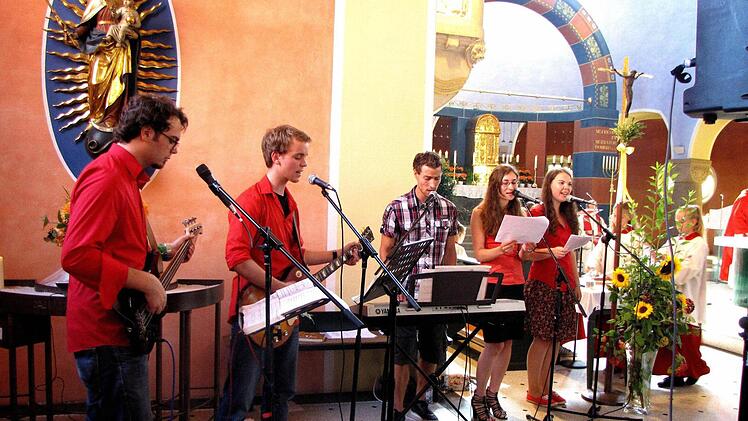 Die Band "Skyline" ist immer dabei. Foto: Johanna Blum