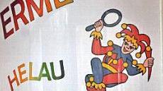 Auf dem Plakat sind die Preise für Luftschlangen und Konfetti angegeben. Wer beides erwerben will, kommt billiger davon. Das nennt man Rabatt - oder Humor.  Foto: alc