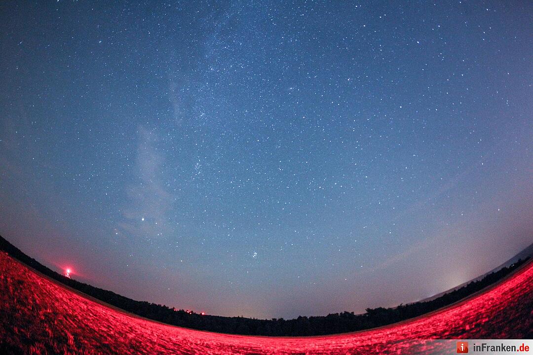 Sternschnuppen-Regen ueber Franken