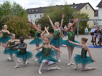 Ausdrucksstark und elegant präsentierten sich die Ballerinas der Centerstage-Tanzschule.  Fotos: Larissa Händel