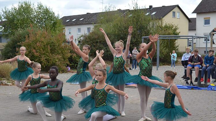 Ausdrucksstark und elegant präsentierten sich die Ballerinas der Centerstage-Tanzschule.  Fotos: Larissa Händel