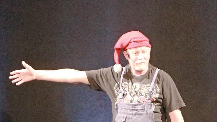 Im Blaumann trat "Onkel Loda" vor sein Publikum. Foto: Klaus Klaschka