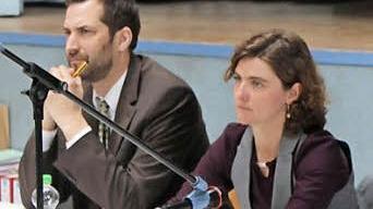 Moderatorin Doris Wachtler und ihr Kollege Lichtenberg vertraten die Regierung von Mittelfranken. Foto: Andreas Dorsch