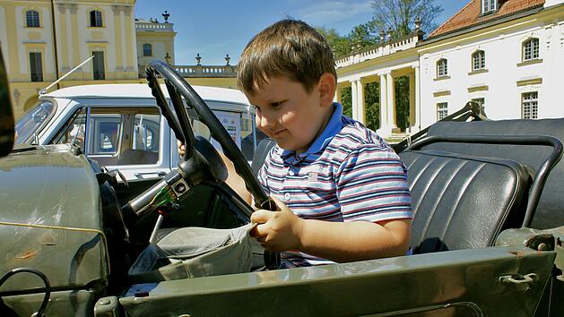 Junge, Bub, Kind, Auto, Lenkrad, Steuer, Cabrio