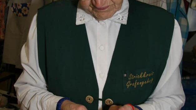 "Ich mach Püppla", erklärt Johanna Hübner und lässt aus einem Ring am Finger im Nu die kleine Püppchenform entstehen