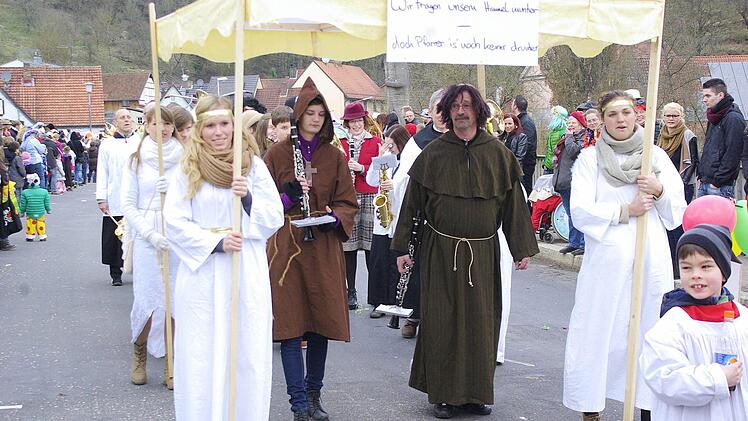 Faschingszug Aura
