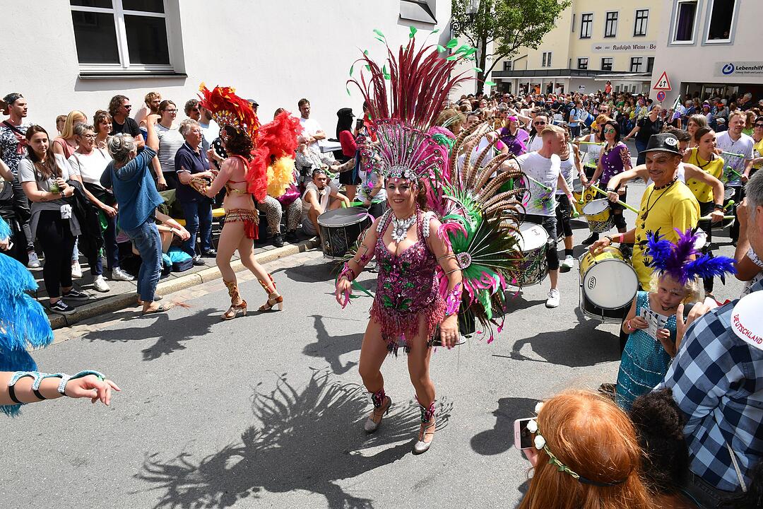 Umzug beim Samba-Festival in Coburg
