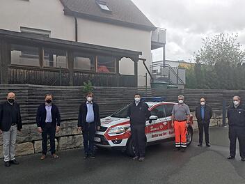 Bei der Eröffnung (v. l.): Claus Schwarzmann, Robert Linz, Hermann Ulm, Thomas Roschmann, Anton Martin, Stephan Beck und Tobias Drevermann