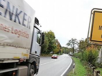 Auf die geplante Ortsumgehung müssen die Zeyerner noch warten.  Foto: Barbara Herbst