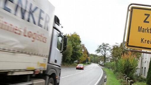 Auf die geplante Ortsumgehung müssen die Zeyerner noch warten.  Foto: Barbara Herbst