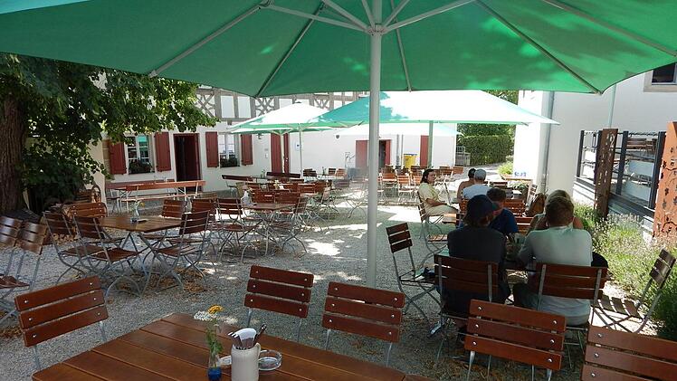 Der Biergarten des Bräuwercks am Freitag: Mehr Resonanz täte auch der Bilanz gut. Horst Wunner