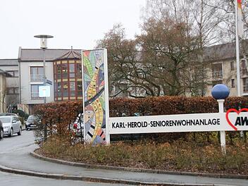 Die Karl-Herold-Seniorenwohnanlage in der Brenkstraße in Kulmbach.Foto: Katrin Geyer