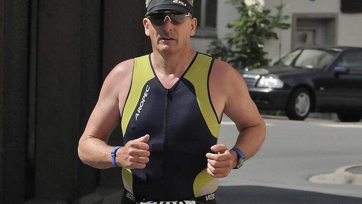 Bayerischer Meister der Paratriathleten wurde Chris Kohlbeck (ohne Verein). Foto: Karl Heinz Weber