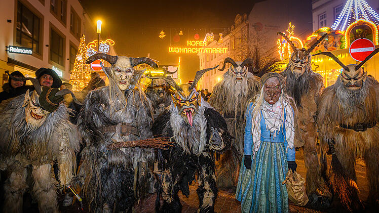 Hof: Stadt lädt auf Weihnachtsmarkt ein - und kündigt besonderes Highlight an