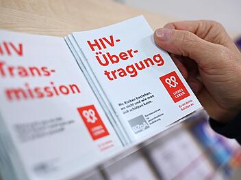 K&uuml;rzungen bei HIV und Aids treffen Frauen und Kinder besonders