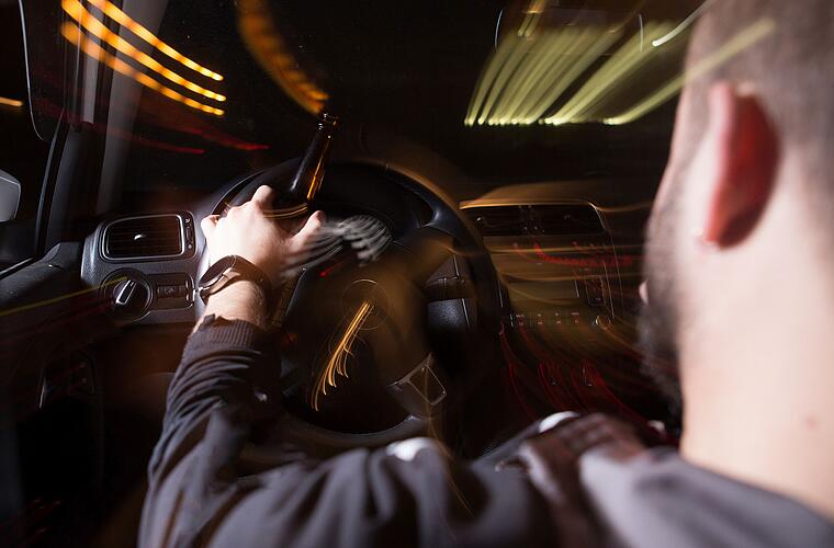 Wilhelmsthal: Mann fährt Auto zu Schrott - Promillewert wird ihm zum Verhängnis