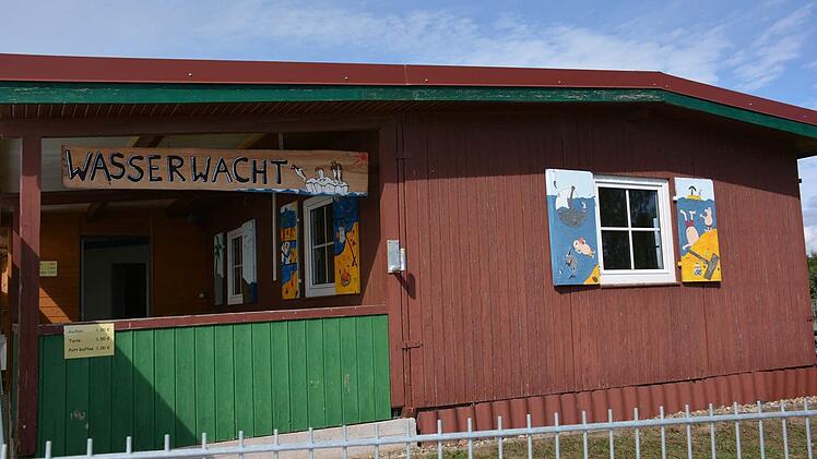 Grundlegend saniert ist auch das neue Wasserwachtheim, das direkt neben dem neuen Bauhof gelegen ist. Foto: Friedrich