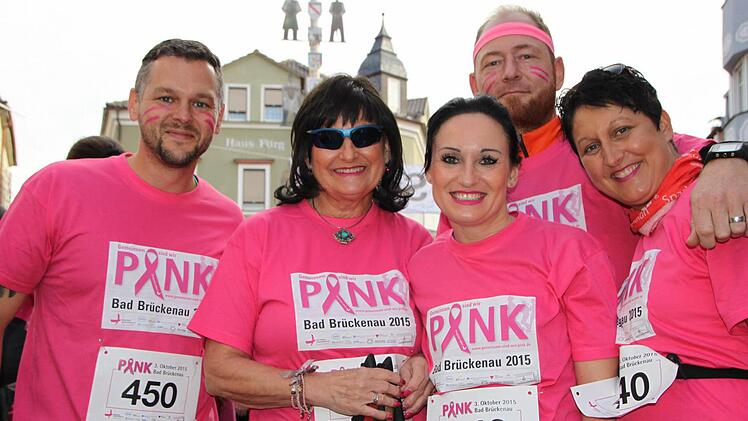 Aus Coburg angereist: Lars Gehrig (von links), Michaela Gehrig, Ela Gehrig, Oliver Sonnefeld und Christine Busch. Foto: Ulrike Müller
