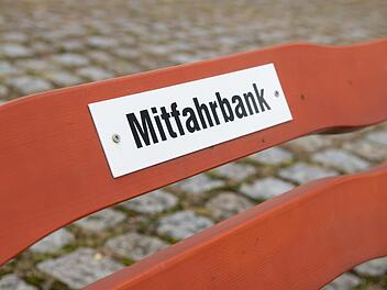 Für das Projekt "Mitfahrbank" haben sich in Weißenbrunn schon einige interessierte Fahrer angeboten. Foto: Matthias Merz, dpa