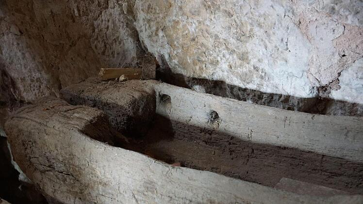 Ein alter Trog im früheren Stall.Foto: Arkadius Guzy