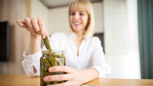 Essiggurke, Essiggurke essen, Einmachglas