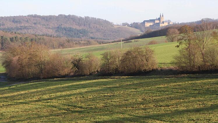 Wie im Frühjahr sah das Land am Obermain aus - hier im Banzgau. Foto: Matthias Einwag