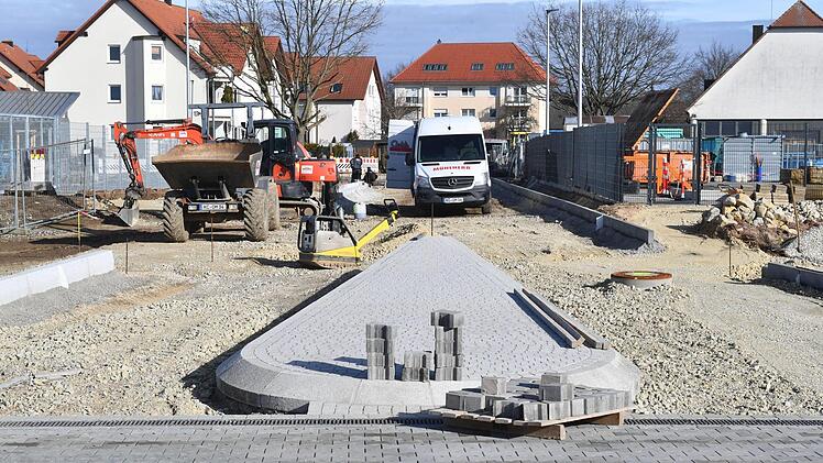 Eindrücke vom neuen Hallstadter Feuerwehrgelände und -Bau.Foto: Ronald Rinklef