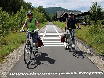 Die vergleichsweise geringe Investition in den Rhönexpress-Radweg  hat sich für die Marktgemeinde Wildflecken gelohnt. Foto: Ulrike Müller