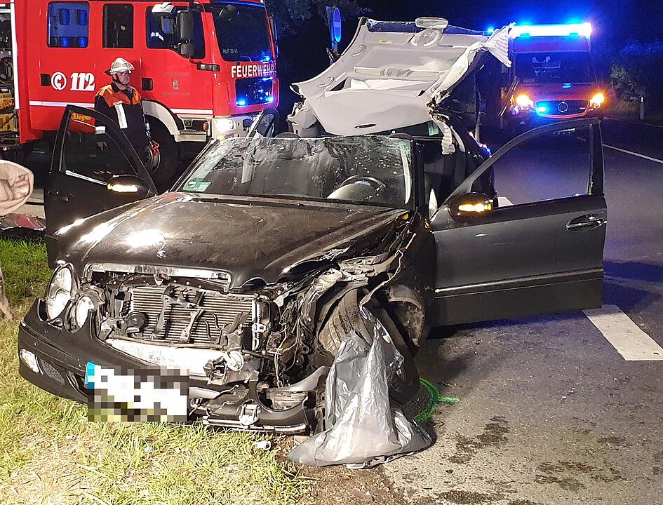 Vier Schwerverletzte bei Unfall nahe Wendelstein
