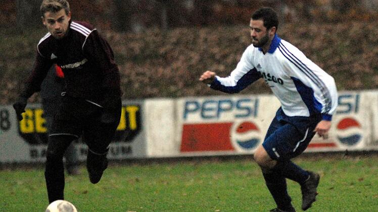 A-Klasse 1: TSV Frauenaurach - VdS Spardorf. Foto: herzopress