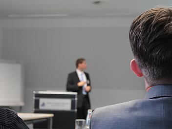 Nürnberg: Bildungskonzept und Co. - Wirtschaftsschule lädt zu Informationsabend ein