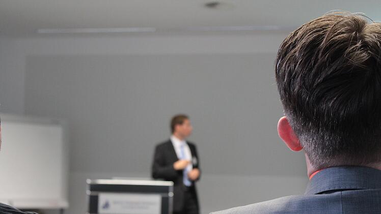 N&uuml;rnberg: Bildungskonzept und Co. - Wirtschaftsschule l&auml;dt zu Informationsabend ein