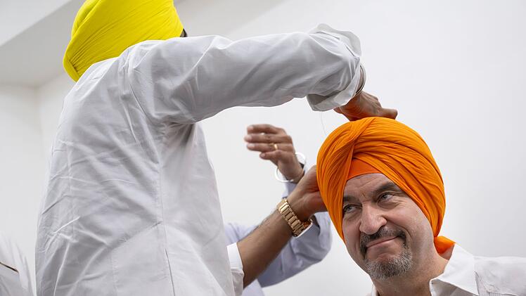 Bayerischer Ministerpräsident Söder besucht Indien