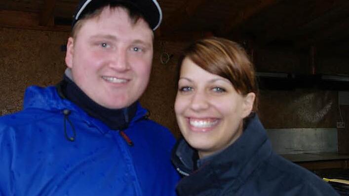 Patrick Oberhauser und Verena Kraus tanzen zusammen auf der Kirmes und durch's Leben.  Fotos: Stephanie Elm