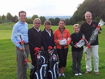 Die Preisträger des Aldiana/Aon-Beginner-Cups 2012, von links  Reinhold Nastvogel, Valentin Kraus, Margit Fischer, Petra Muffler, Christin Lehnard und Matthias Tewes.