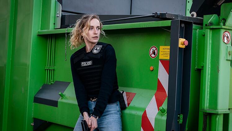 Ein Einsatz im Drogenmilieu endet für Femke (Pia-Micaela Barucki) anders als erwartet.