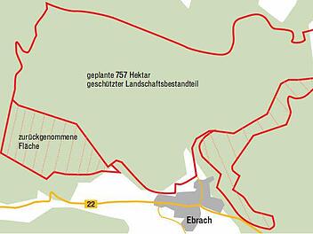 757 Hektar Fläche zwischen Ebrach und Rauhenebrach will das Landratsamt Bamberg als geschützten Landschaftsbestandteil ausweisen. Der Plan, der Bürgermeister Oskar Ebert zur Verfügung gestellt wurde, wurde am linken und rechten Rand mittlerweile etwas zurückgenommen (schraffierte Fläche), dennoch gehen die Dimensionen über die Definition des "geschützten Landschaftsbestandteils" offenbar weit hinaus.  Repro sw