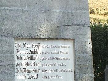 Das Kriegerdenkmal in Falkendorf wurde im Oktober 1921 eingeweiht.