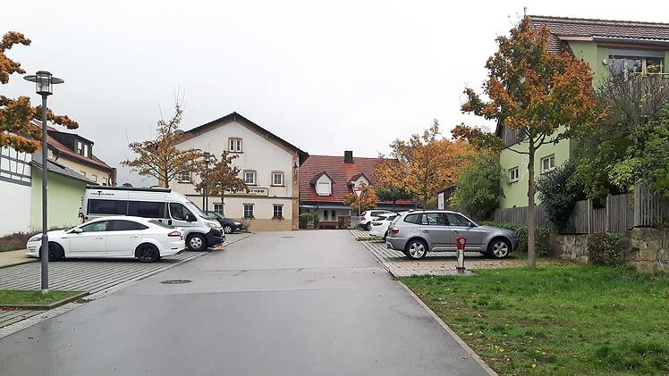 Parkplätze im Baugebiet Tanzwiesen, die zur Mobilstation umgebaut werden sollen Foto: Werner Höchstetter