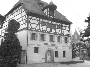 Das Spital in einer  Aufnahme von 1997  Fotos: Archiv, Stadtmuseum, Bernhard Panzer