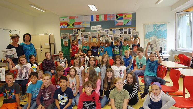 Saale-Zeitung-Lesen macht Spaß. Das haben die Schüler der 4b und 4c festgestellt.  Foto: Vincent Bach