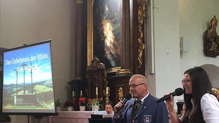 Die Feuerbergmusikanten begeisterten mit ihrem  Konzert auf dem Kreuzberg. Foto: Regina Rinke