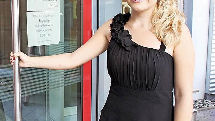 Überglücklich: Mit einem Schnitt von 1,27 ist Theresa Kestel die Beste. Fotos: Veronika Schadeck