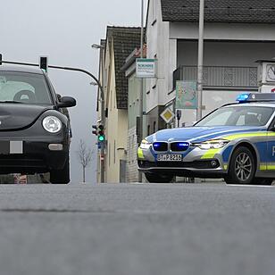 Tödlicher Unfall in Strullendorf: Fußgängerin wird überfahren