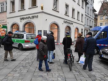 Aufregung in Bamberg: Im Februar 2017 hatten drei Männer den Juwelier am Gabelmann überfallen.  Foto: Archiv/Ronald Rinklef