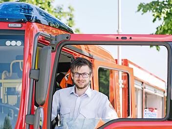 Seit vier Jahren hat Matthias Eidloth bei der Freiwilligen Feuerwehr Hesselbach das Kommando. Foto: Marian Hamacher