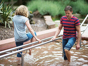 Bad Kissingen: Instandhaltungsarbeiten am Sole-Kneipp-Becken am Gradierwerk verl&auml;ngert