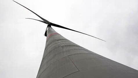 Diese neue Lonnerstadter Anlage liefert schon Strom.  Foto: Andreas Dorsch